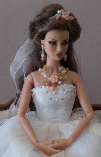 Poppy with Isabelles jewelry lowres