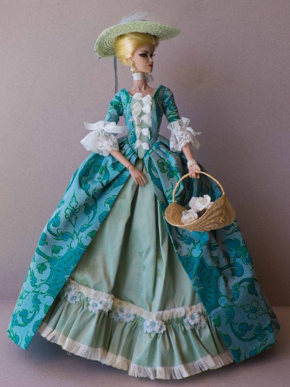 Vanessa full front lowres